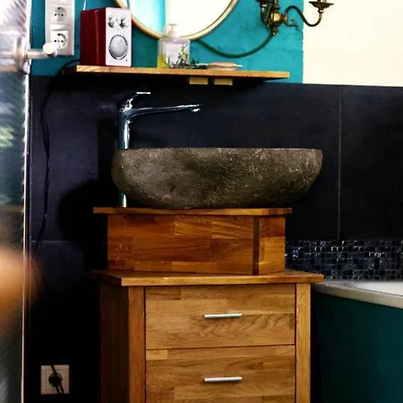 Souterrainwohnung Mit Großem Garten Und Sauna Apartment *