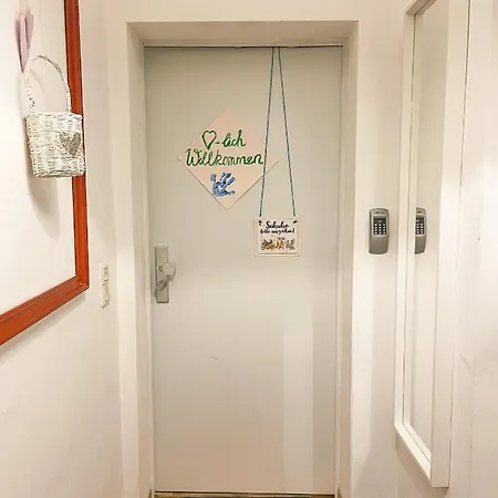 Apartment Souterrainwohnung Mit Großem Garten Und Sauna *